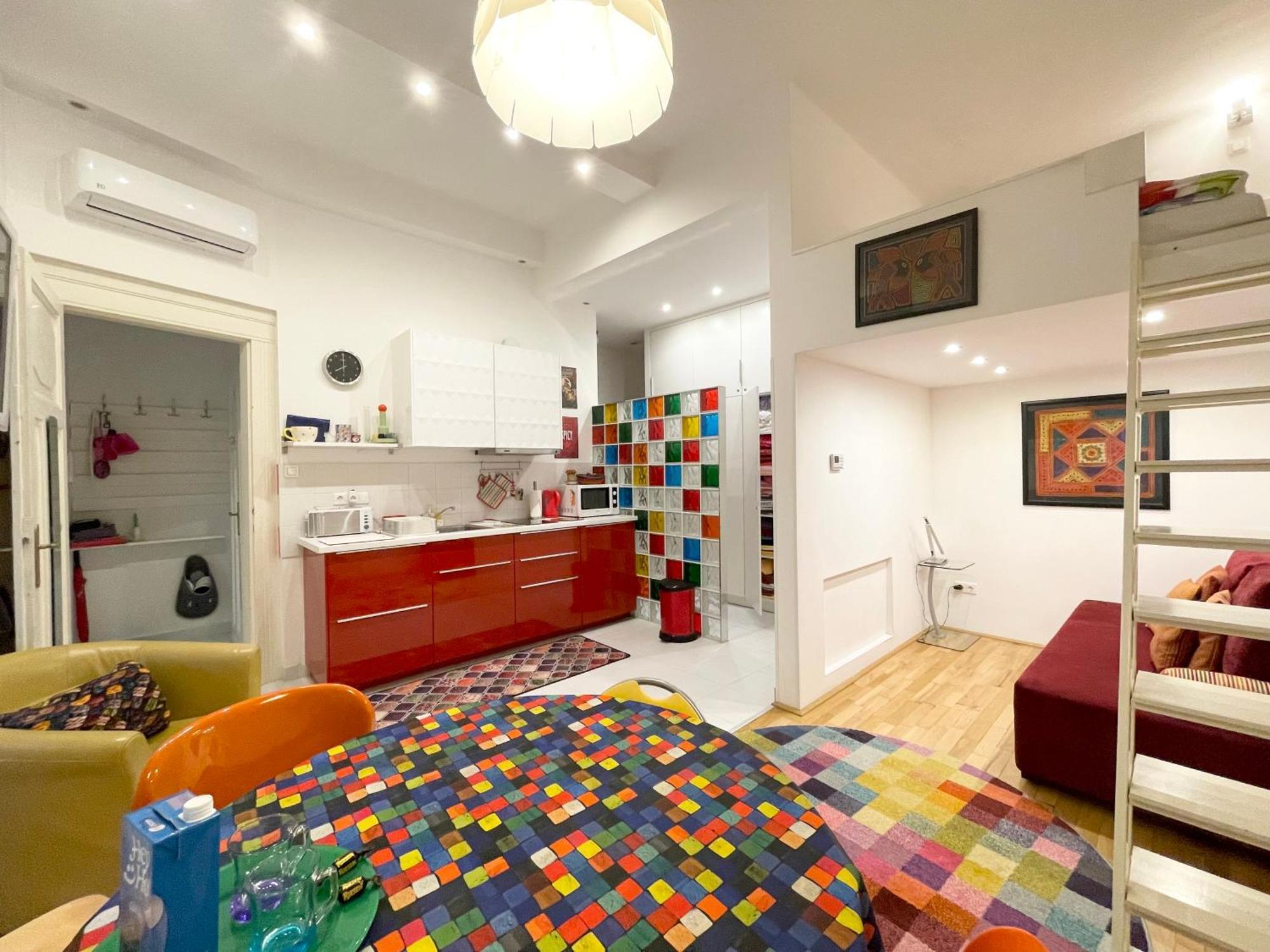 Rainbow Pearl Apartment At St Stephen' S Basilica Budapest Exteriör bild