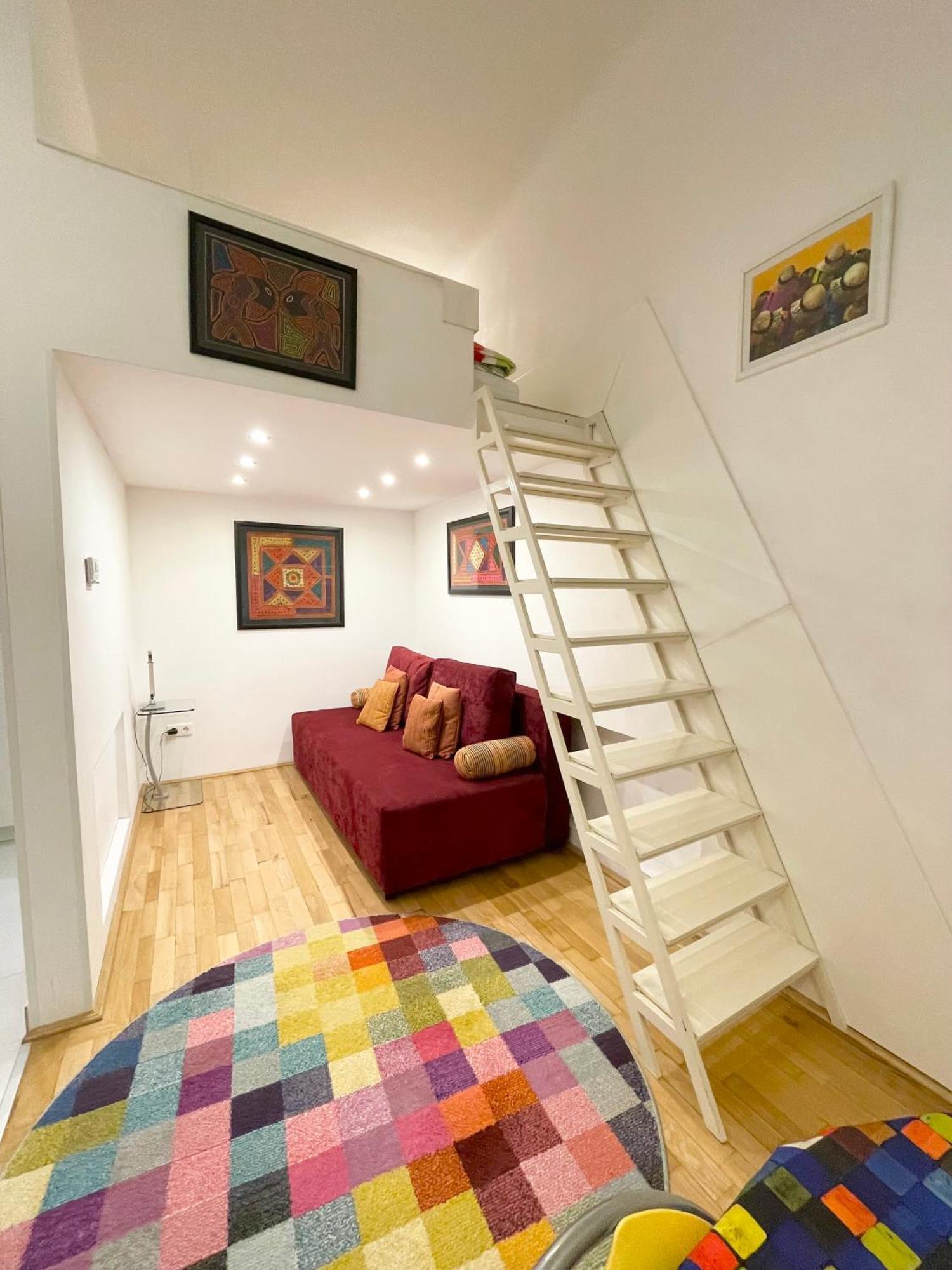 Rainbow Pearl Apartment At St Stephen' S Basilica Budapest Exteriör bild