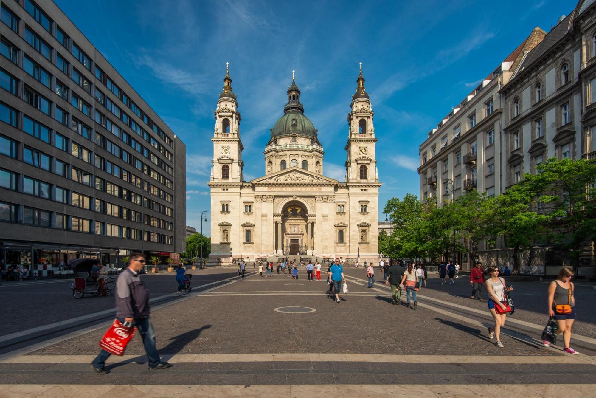 Rainbow Pearl Apartment At St Stephen' S Basilica Budapest Exteriör bild